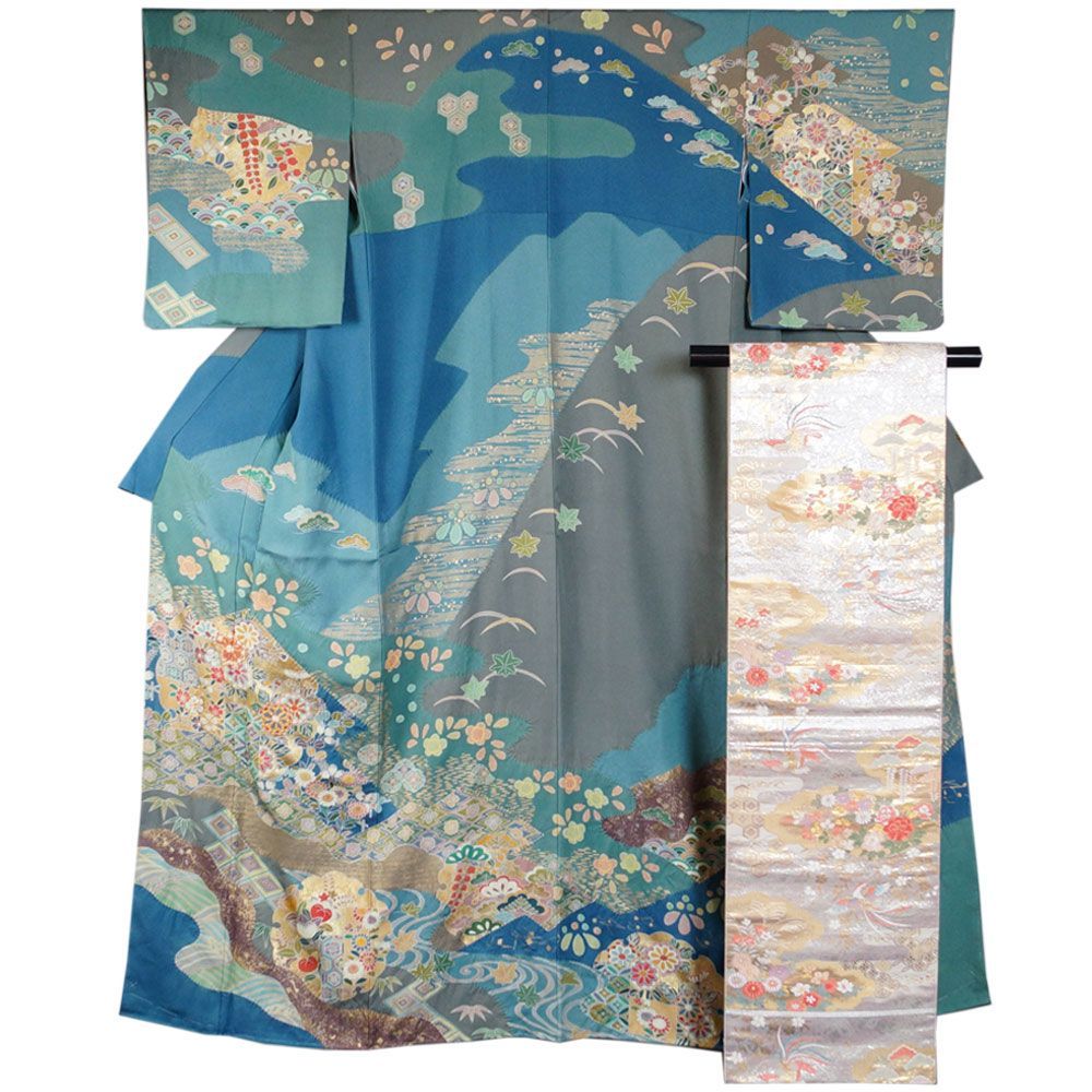 リサイクル】 訪問着 【未使用品】 仕付け糸付き 金彩 絞り 刺繍 