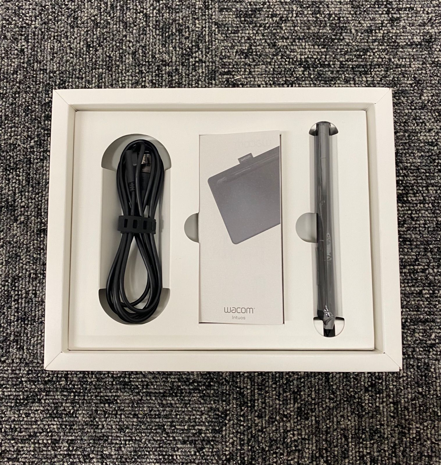 未使用品】Wacom Intuos Small CTL-4100/K0 ペンタブ ペンタブレット