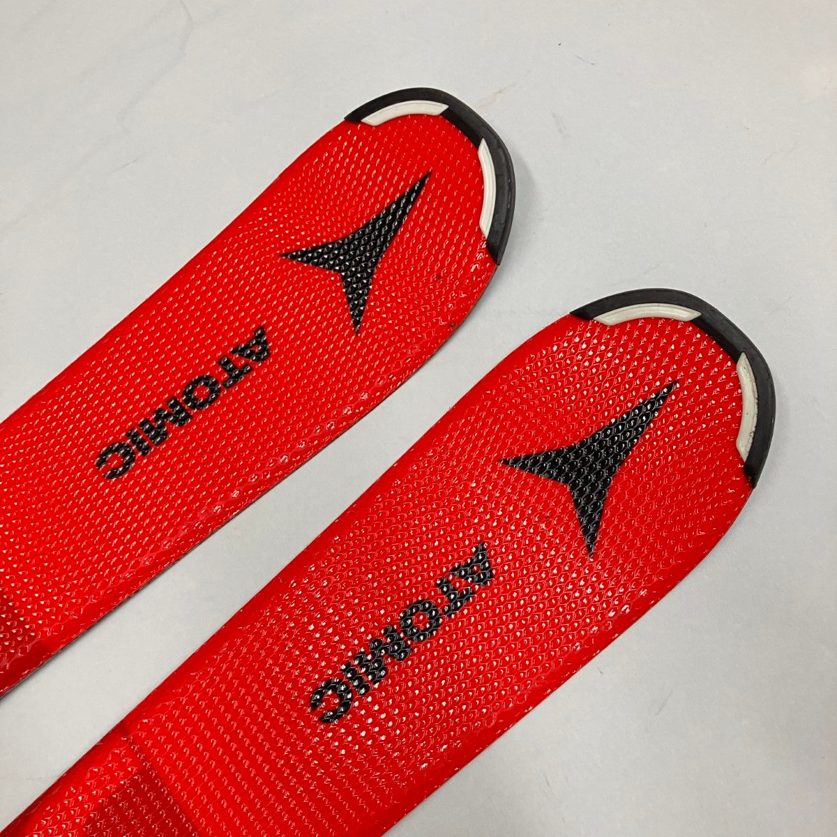 ATOMIC RED STER J2 150cm ジュニアスキー板 アトミック（ATOMIC）（キッズ）ジュニア スキー板 旧モデル