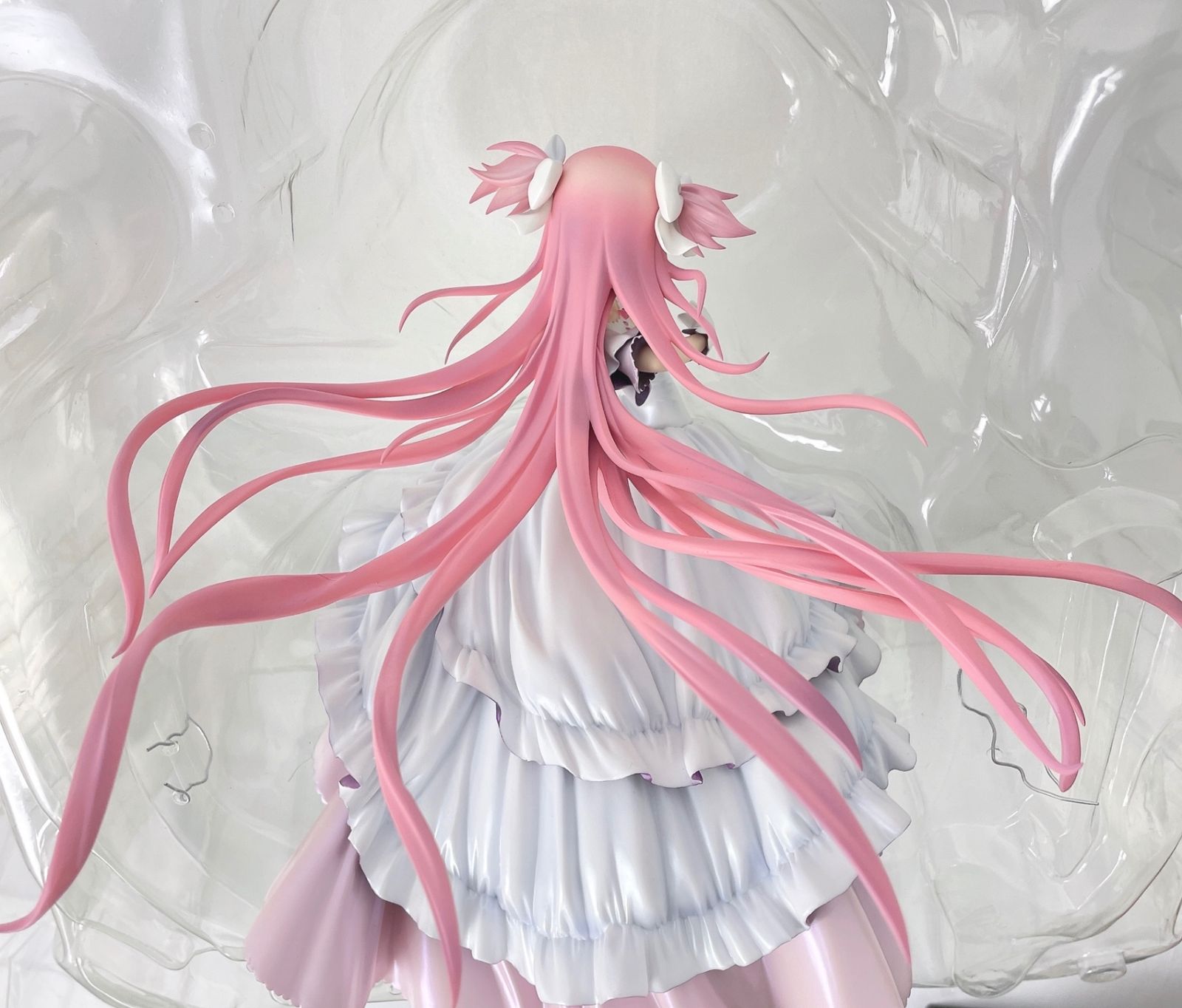 アルティメットまどか 「魔法少女まどか☆マギカ」 1/8 PVC製塗装済完成品 Amazon.co.jp: 魔法少女まどか☆マギカ アルティメットまどか (1