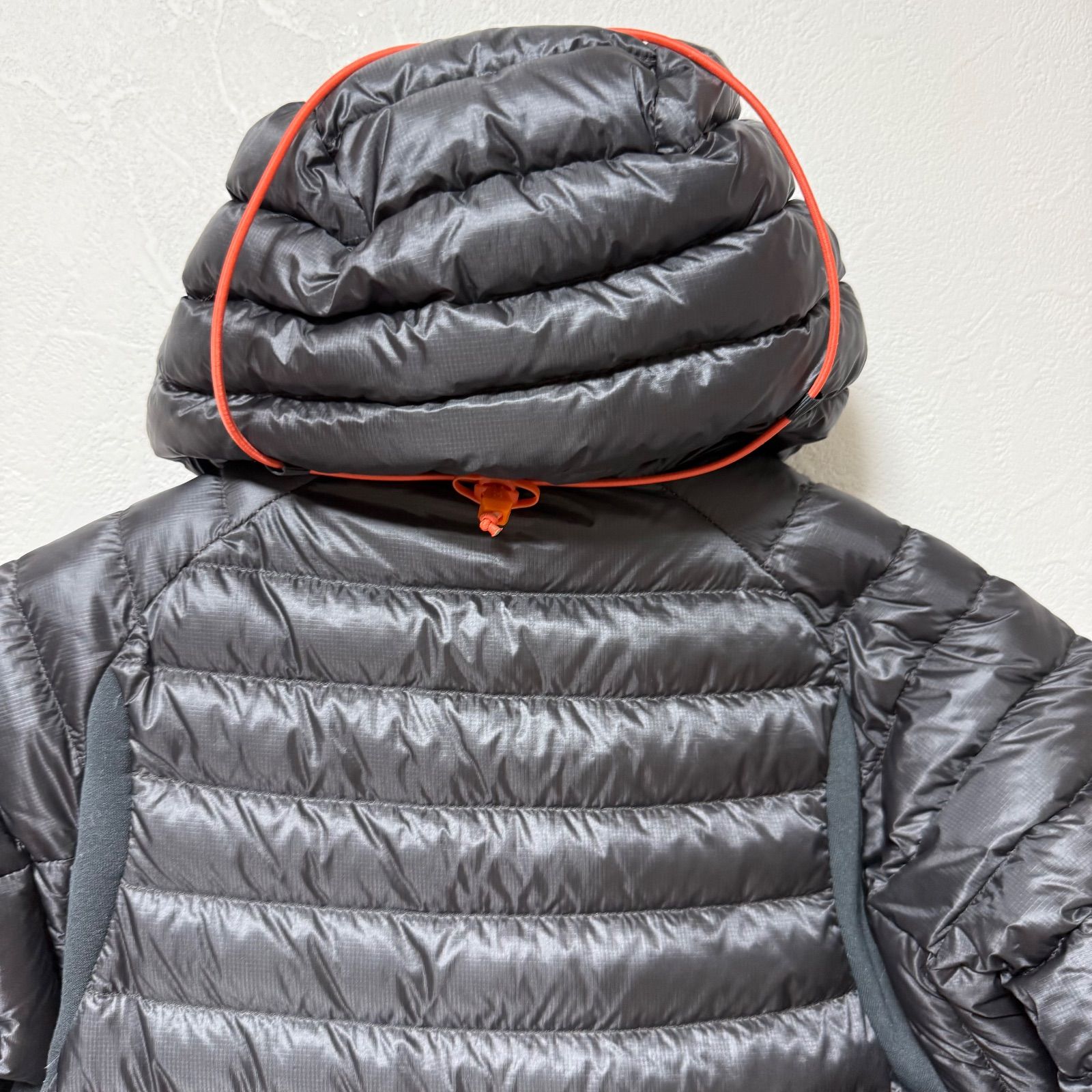 ホグロフス エッセンス2 Q ダウンフード GULLKHAN_COM