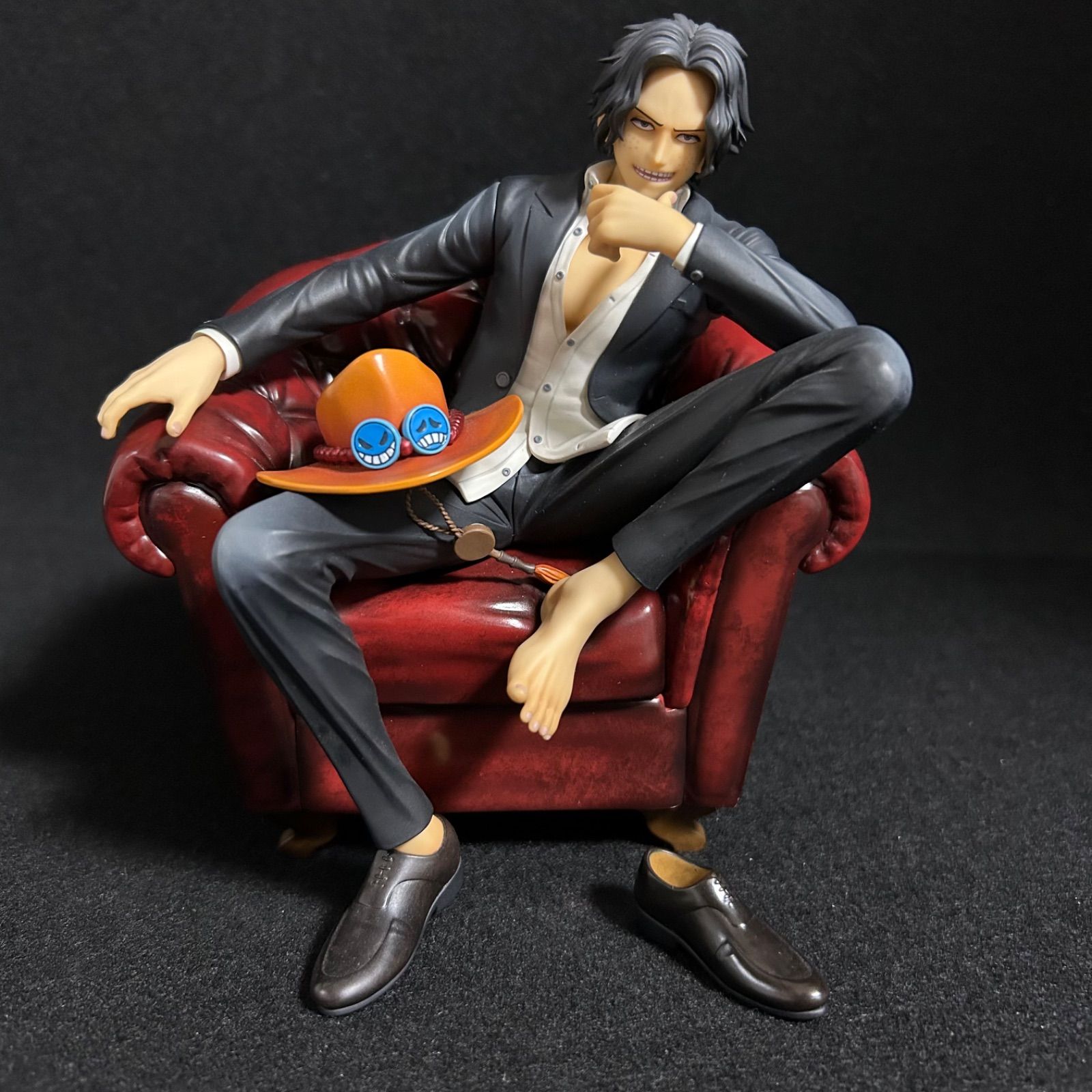 P.O.P ワンピース S.O.C” ポートガス D エース フィギュア スーツ