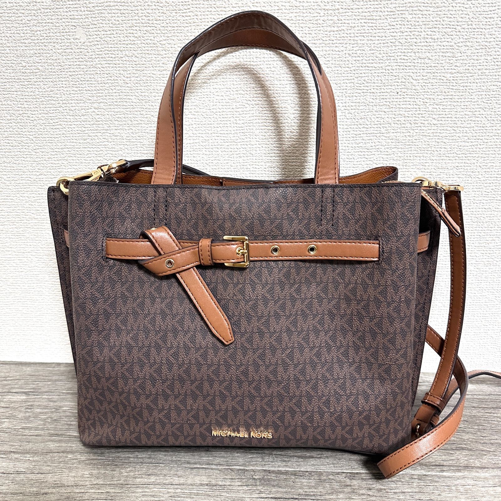 訳あり MICHAEL KORS エミリアサッチェル ラージ MKシグネチャー 