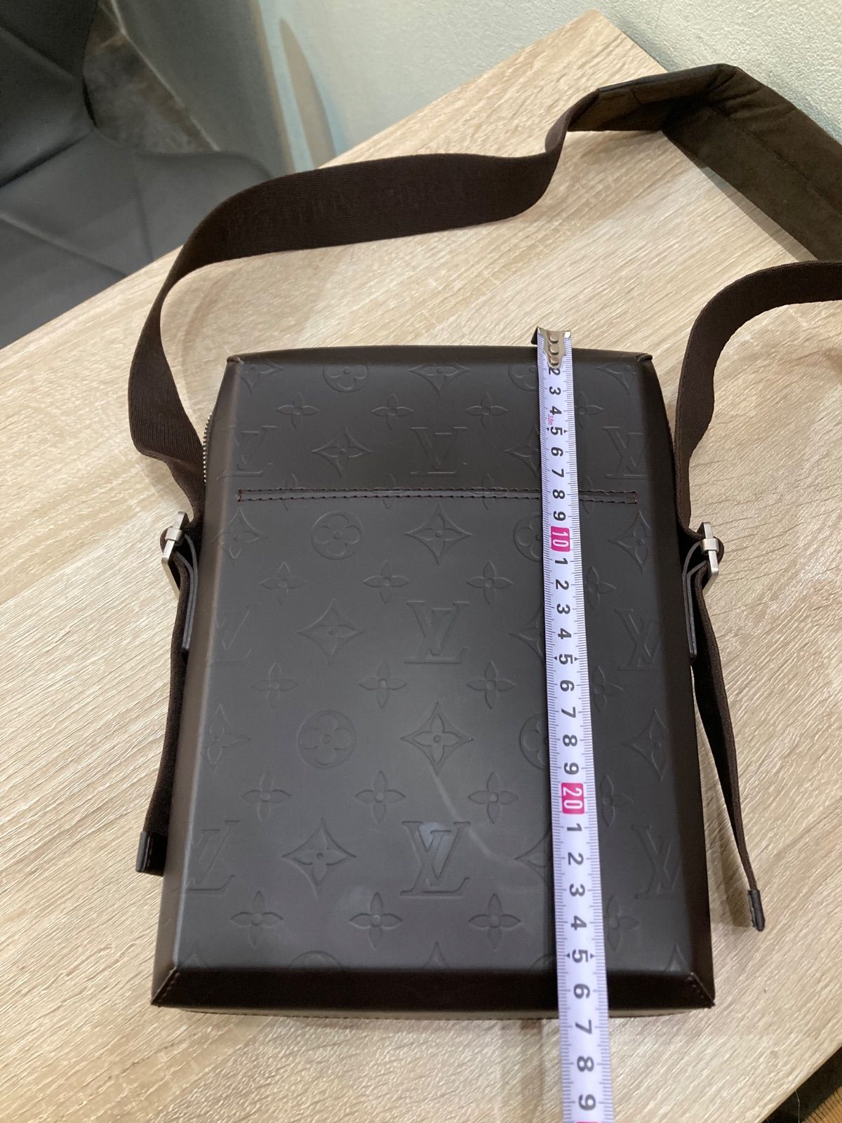 VUITTON ルイ