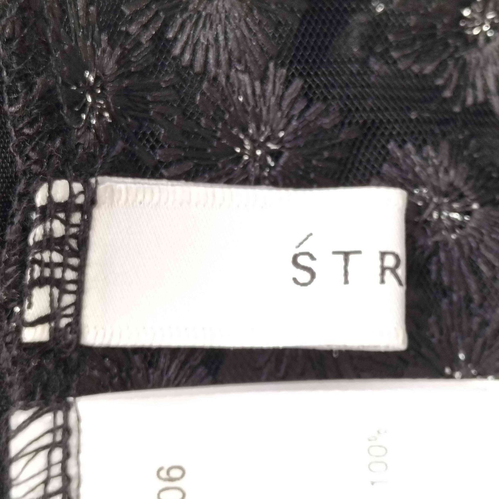 STRATA(エストラータ) フラワーエンブロイダリーシャツ レディース  FREE 中古 古着 0305 STRATA(エストラータ)｜フラワーエンブロイダリーシャツ/オフ