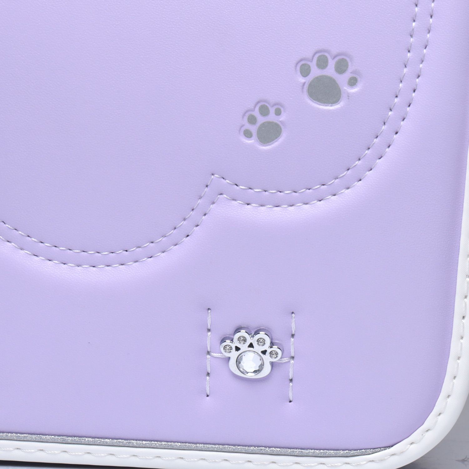 キャットランド-刺繍 女の子