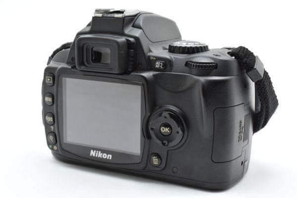 極美品 ｜ Nikon D40 ボディレンズセット ショット数554枚｜E051 Nikon