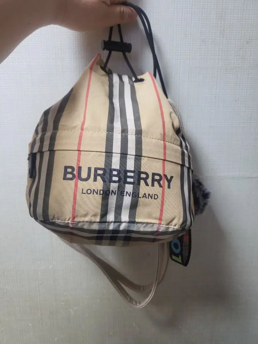 エムシーエム　ウエストポーチ　ボディバッグ　レッド　斜め掛け　2way　総柄 エムシーエム ウエストポーチ ボディバッグ レッド 斜め掛け 2way 総柄