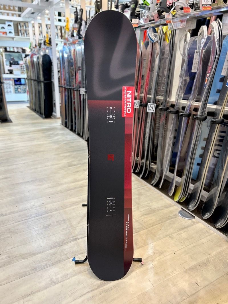 NITRO スノーボード 149cm ビンディングセット 人気ブランド NITRO