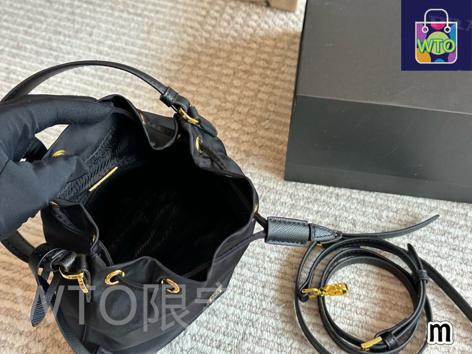 一点限り！EXPRESS便可◎ PRADA ナイロン バケットバッグ 1BE067 一点限り！EXPRESS便可◎ PRADA ナイロン バケットバッグ 1BE067