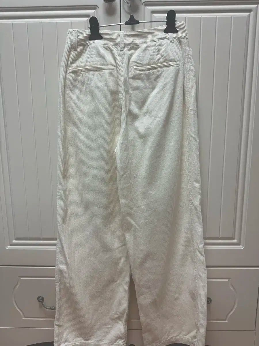 コーデュロイ パンツ