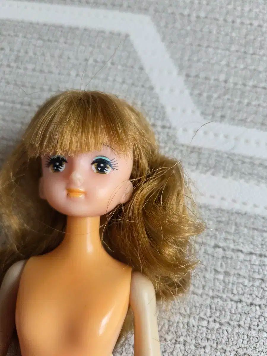 テソンおもちゃ人形
