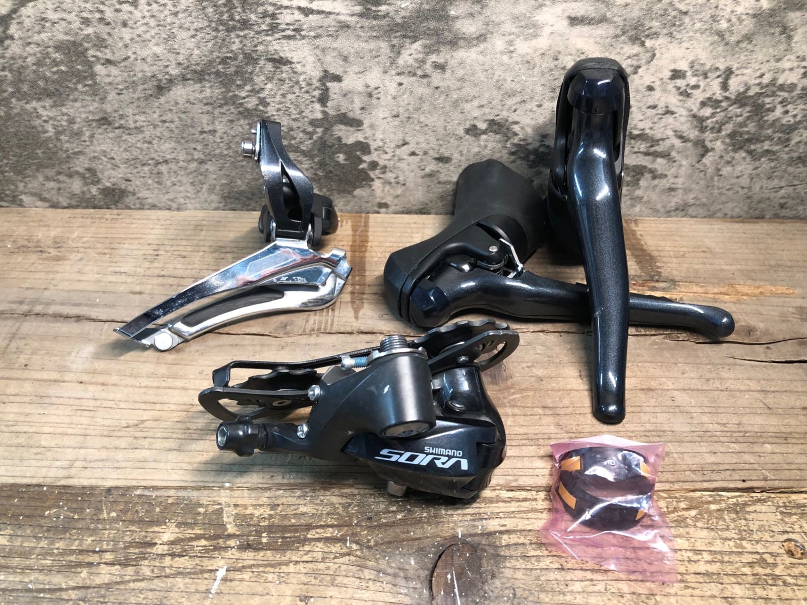 IS614 シマノ Shimano ソラ SORA R3000 バンド式 Φ34.9 シム付き GS 変速3点セット
