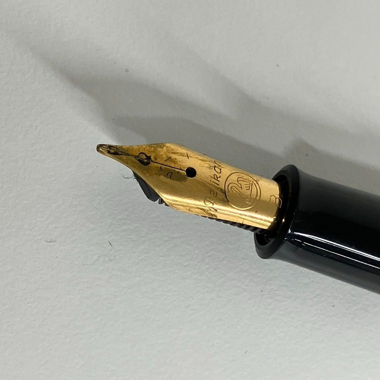 NG102 B238-I50-266 PELIKAN ペリカン GUNTHER WAGNER ギュンター ワグナー 万年筆 ゴールド×ブラック キャップ 付き - メルカリ