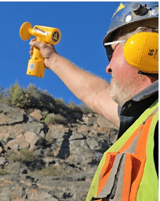 強力熊撃退警音器 業務用 カナダ製