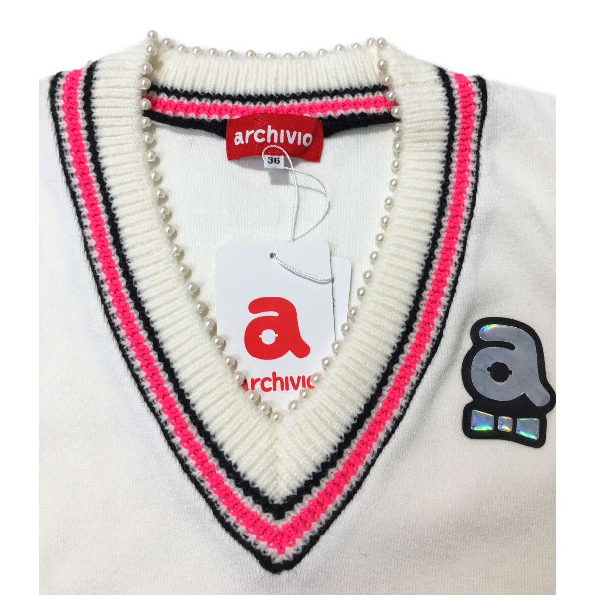 新品未使用　31900円の品　archivio レディース ベスト サイズ36 未使用品 レディース アルチビオ archivio ベスト 36(S) 白 ホワイト V