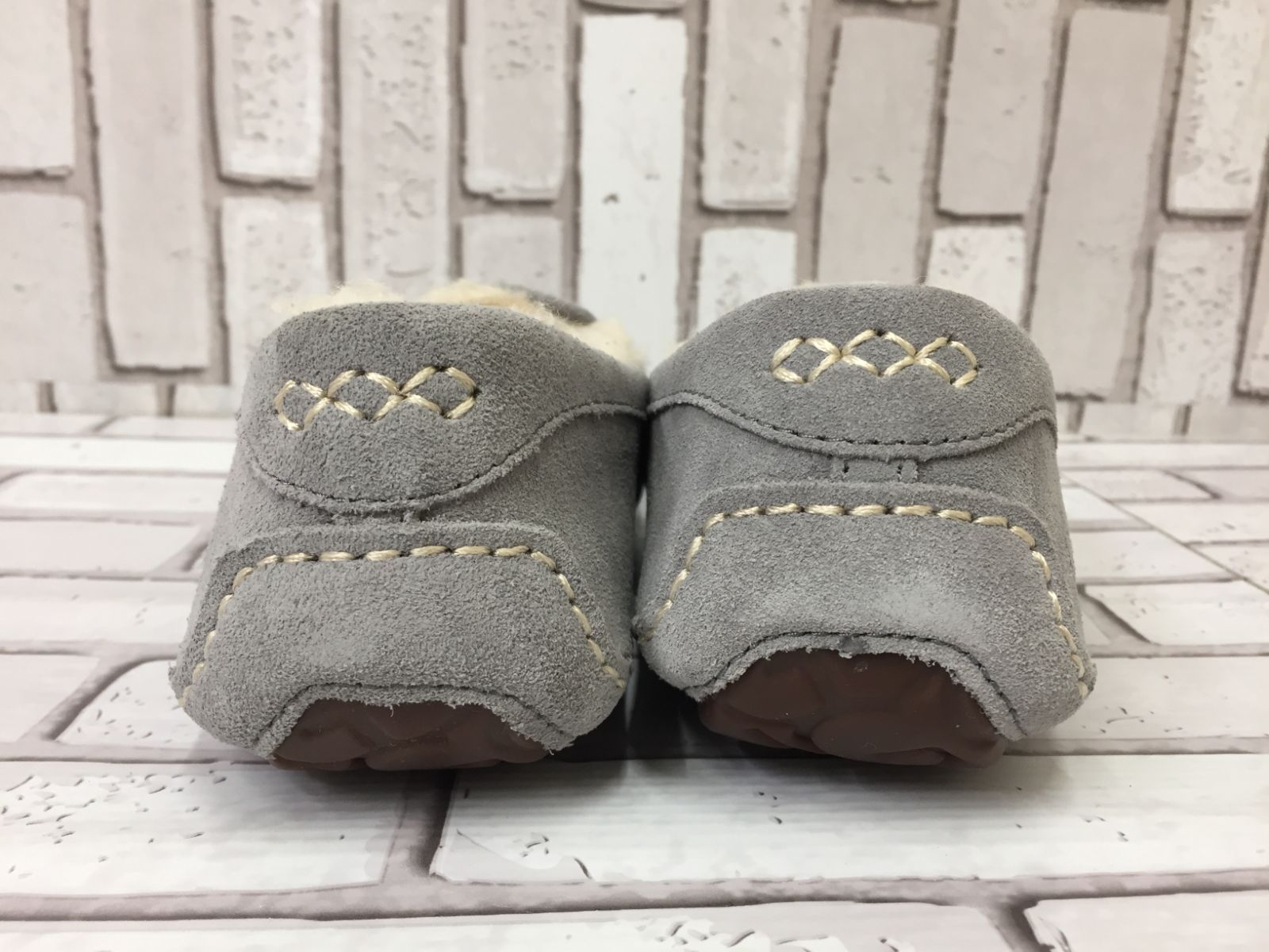 人気の福袋 有名ブランド 新品、未使用 未使用！UGG アグ ANSLEY 24cm