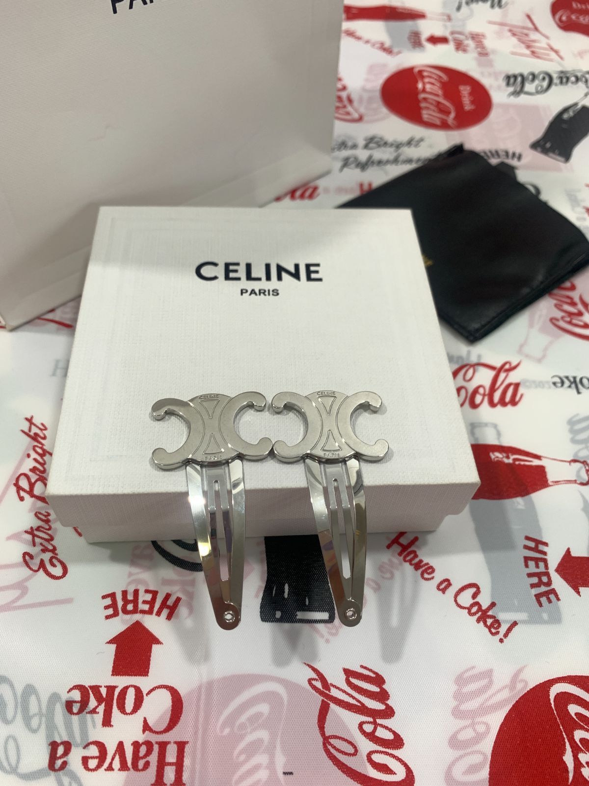 CELINE セリーヌ トリンフ スナップヘアクリップ  2個セット☆シルバー