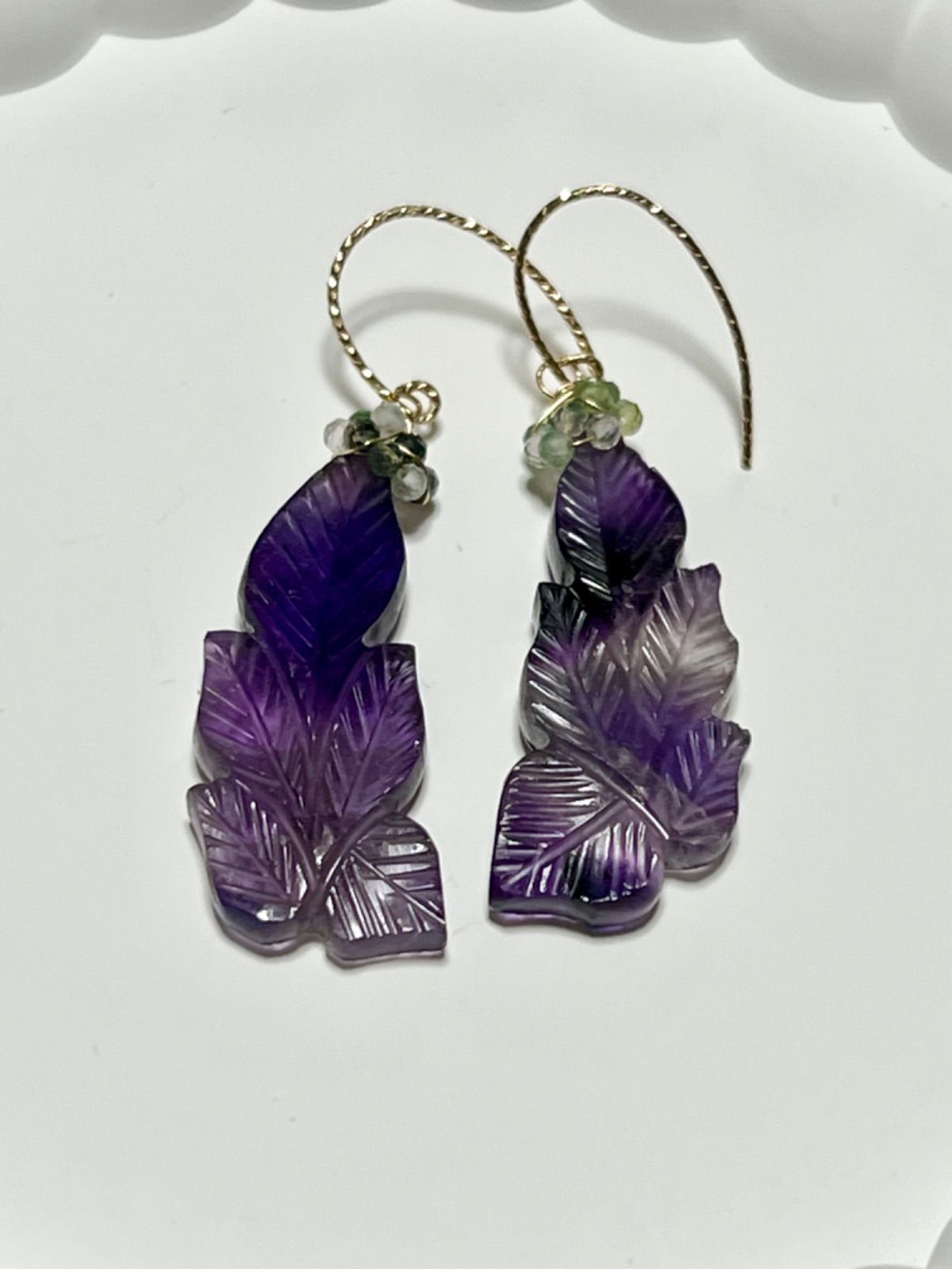 トラピッチェ アメジスト リーフカービング モスアゲート (小粒 トラピッチェ アメジスト リーフカービング モスアゲート (小粒