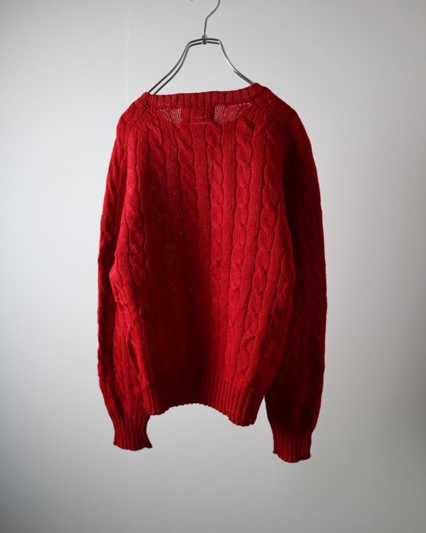 Shetland Wool Cable Stitch Knit Sweater Red VIvid color 70s Shetland Wool Cable Stitch Knit Sweater Red VIvid color 70s