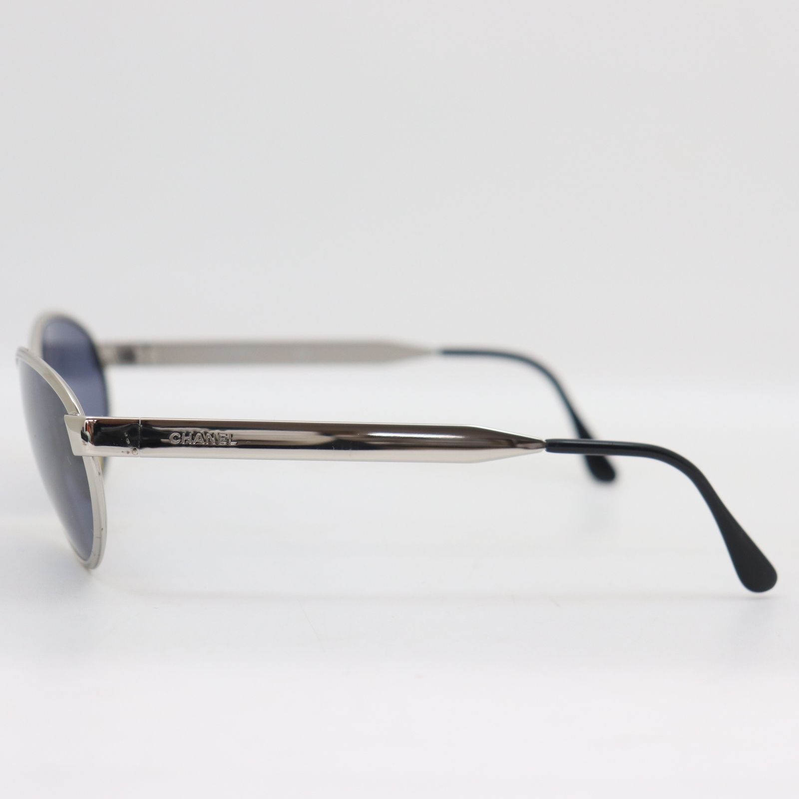 IT0LG716WVC4 CHANEL シャネル サングラス 08843 45002 シルバー メタル MADE IN ITALY ユニセックス  ブランド 小物 - メルカリ