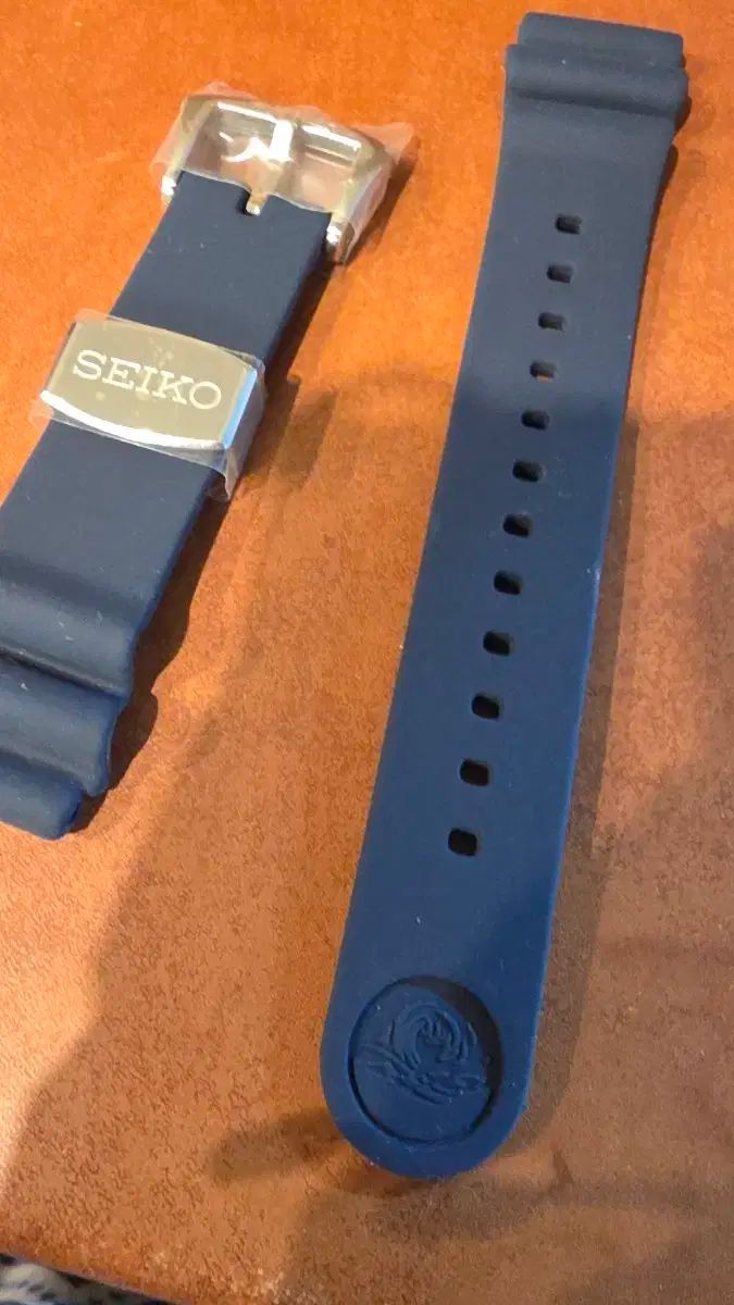 SEIKO セイコー ダイバー 時計 シリコーン ストラップ ネイビー 22 予め