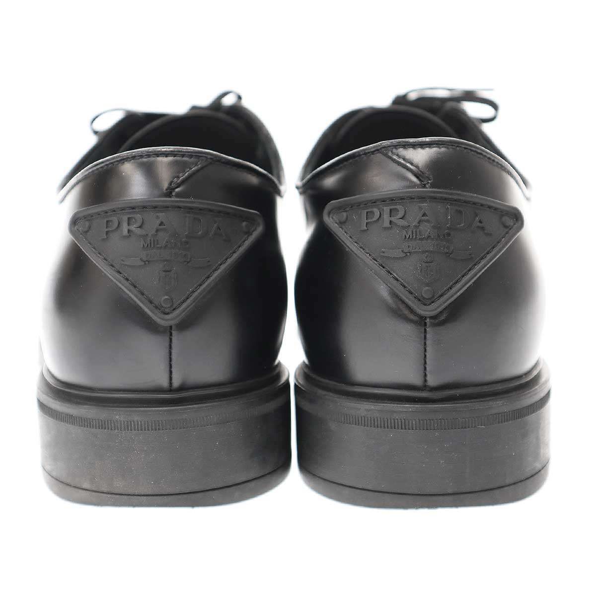 PRADA プラダ