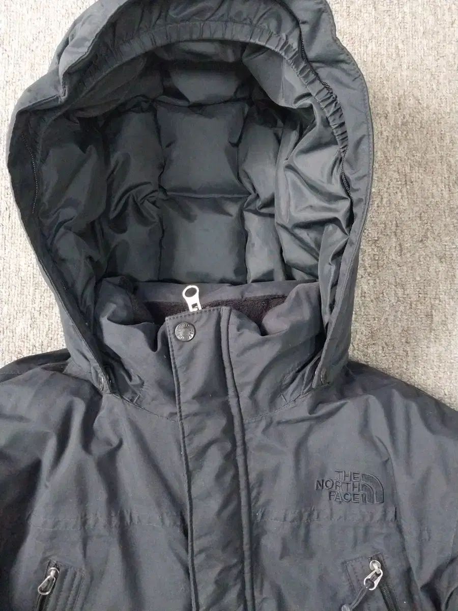 THE NORTH FACE ザノースフェイス ダウン 140 깨끗하고良好です ブランド級で知られるノース 득