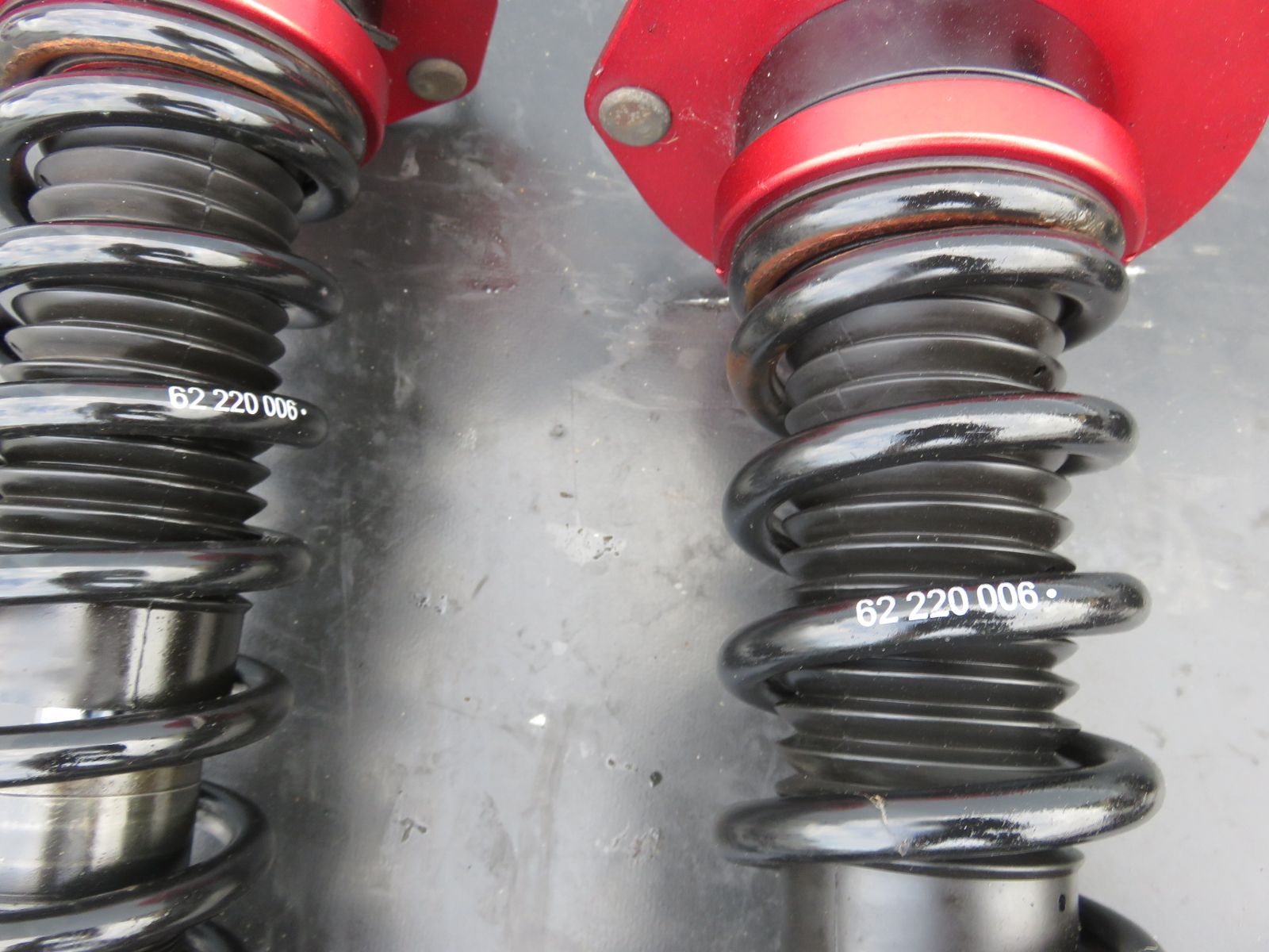 SFC2568 トヨタ純正 ANH20W GGH20W アルファード ヴェルファイア ネジ式 車高調 サスショック ショック サスペンション 1台分セット ACR50W FFCRYSTALESIA_COM