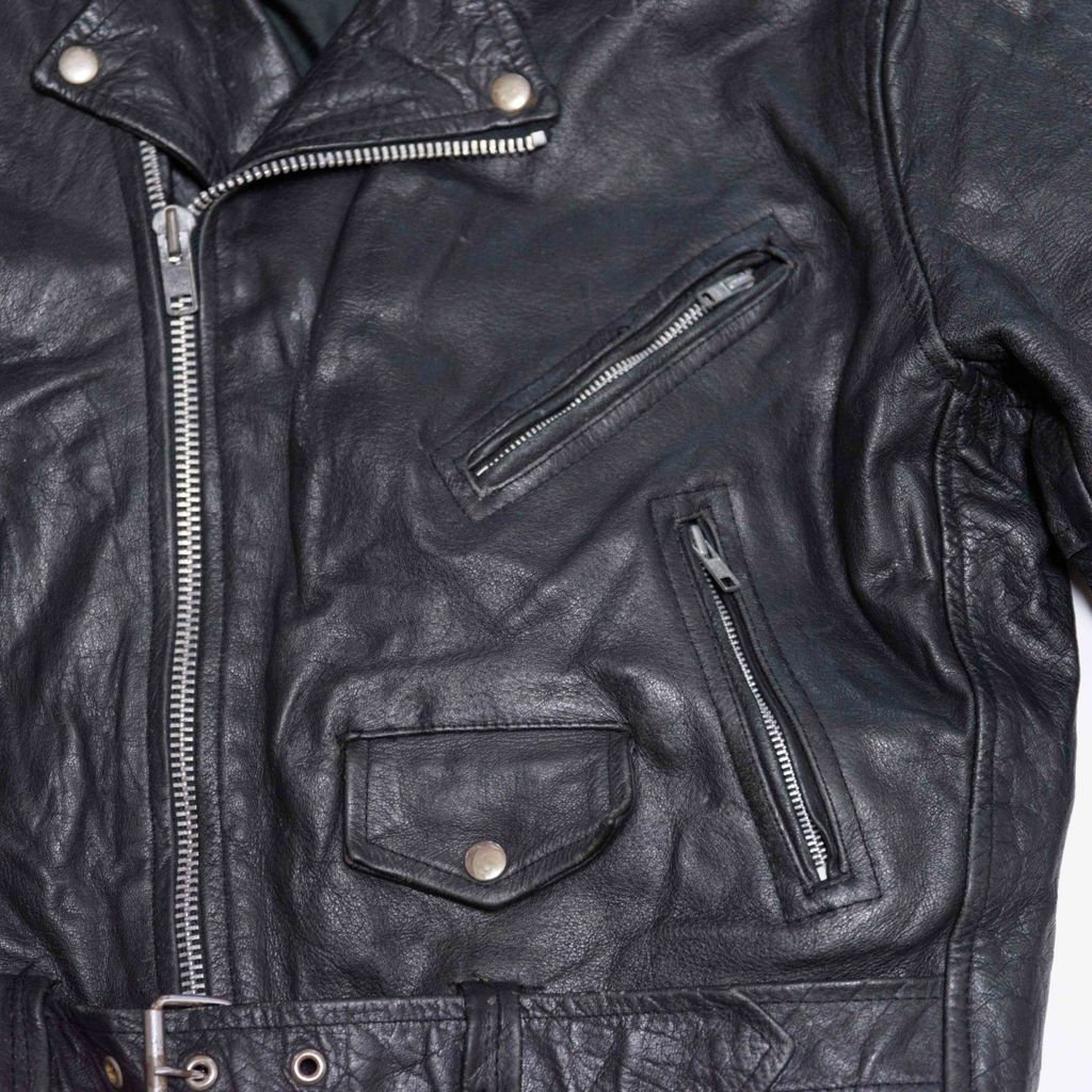 個性派古着 vintage レザージャケット 短丈 ダブル 本革 個性派古着 vintage レザージャケット 短丈 ダブル 本革