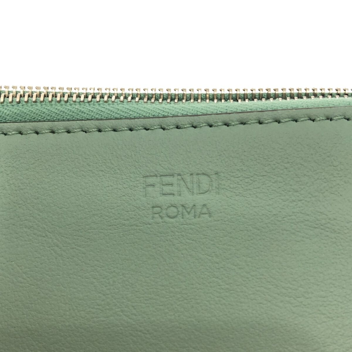 FENDI(フェンディ) クラッチバッグ美品 トリプレット 8BS009 ライト 