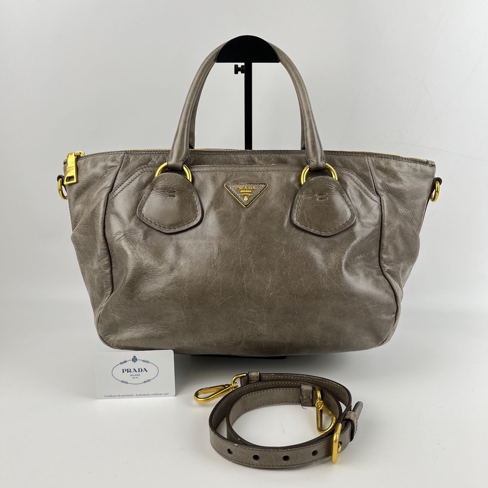 PRADA プラダ ショルダーバッグ ハンドバッグ 肩掛け ブラウン レザー  