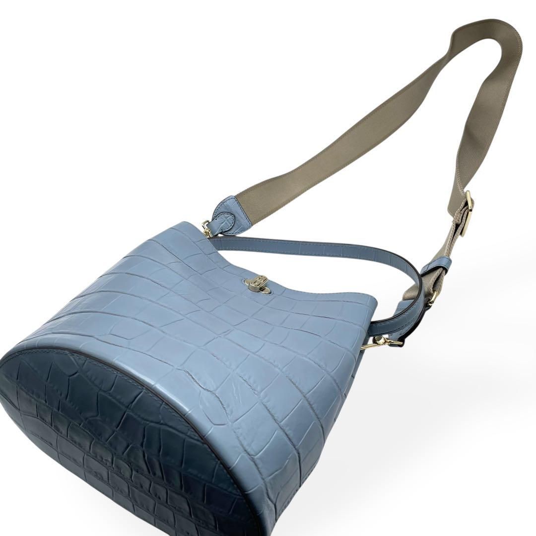 未使用級　FURLA フルラ　ダナエ レザー 2way バッグ ブルー　型押し 未使用級 FURLA フルラ ダナエ レザー 2way バッグ ブルー 型