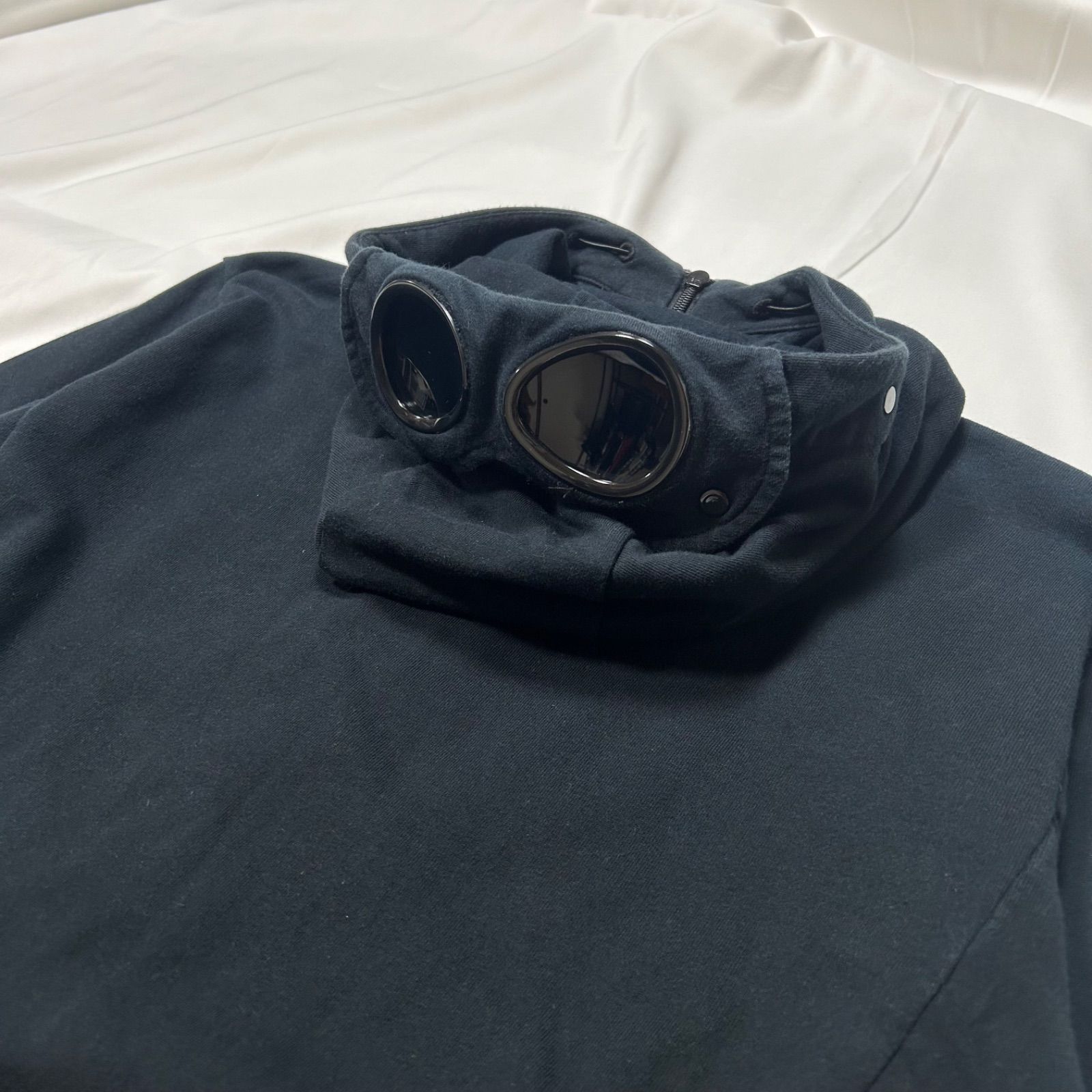 C.P. COMPANY Cotton Goggle Zip-Up Hoodie - Dark Navy - メルカリ