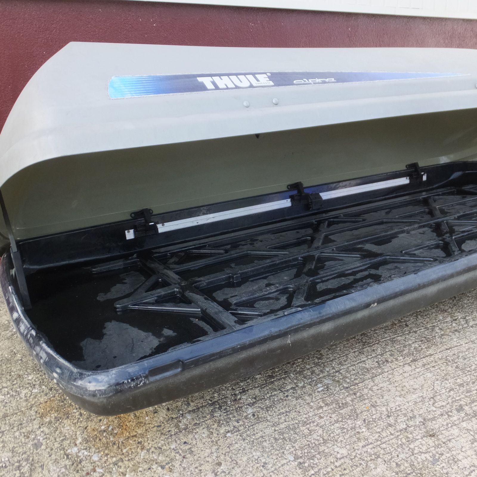 S【引き取り限定中古品】  THULE  alpina. ルーフボックス  付属品有り 愛知発 直接引取限定】◇スーリー アルピナ ルーフ ボックス キャリア