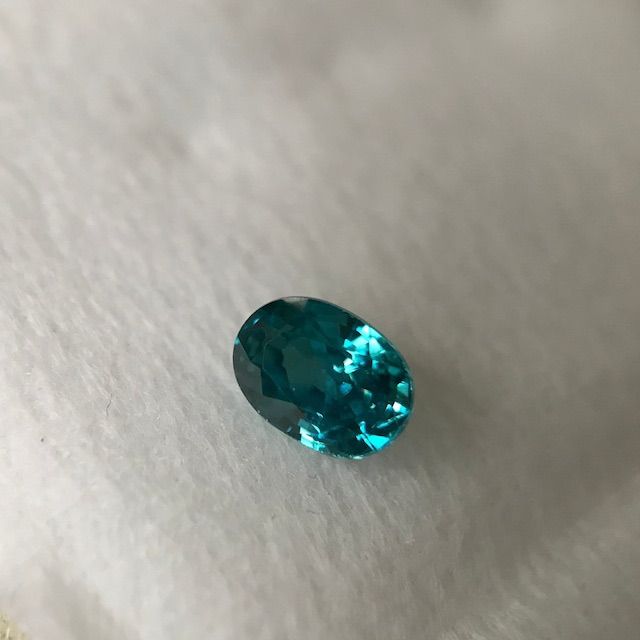 天然ブルージルコン ルース 1.590ct】鑑別書付き - メルカリ