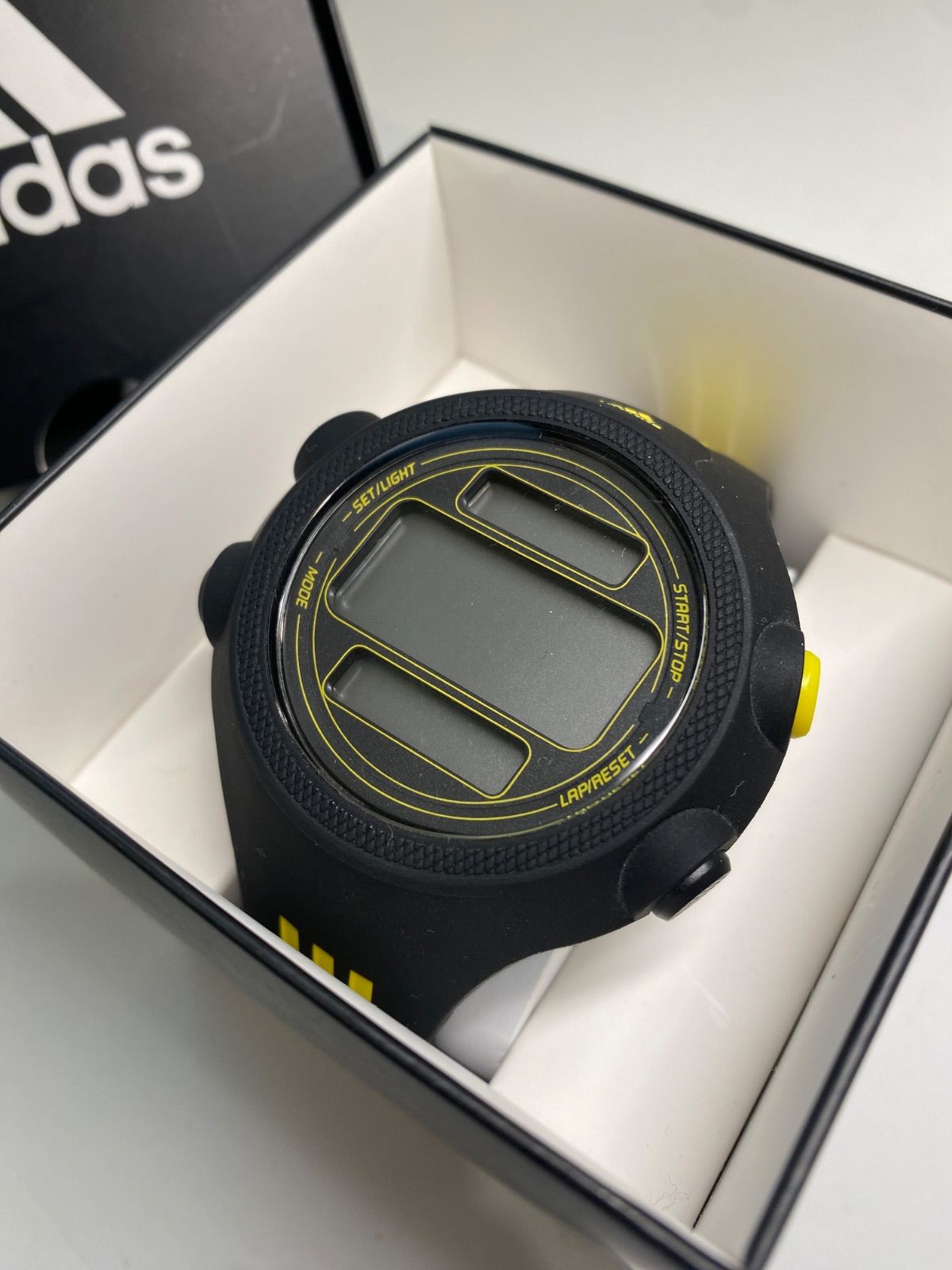 アディダス パフォーマンス レフェリーウォッチ ADP9022