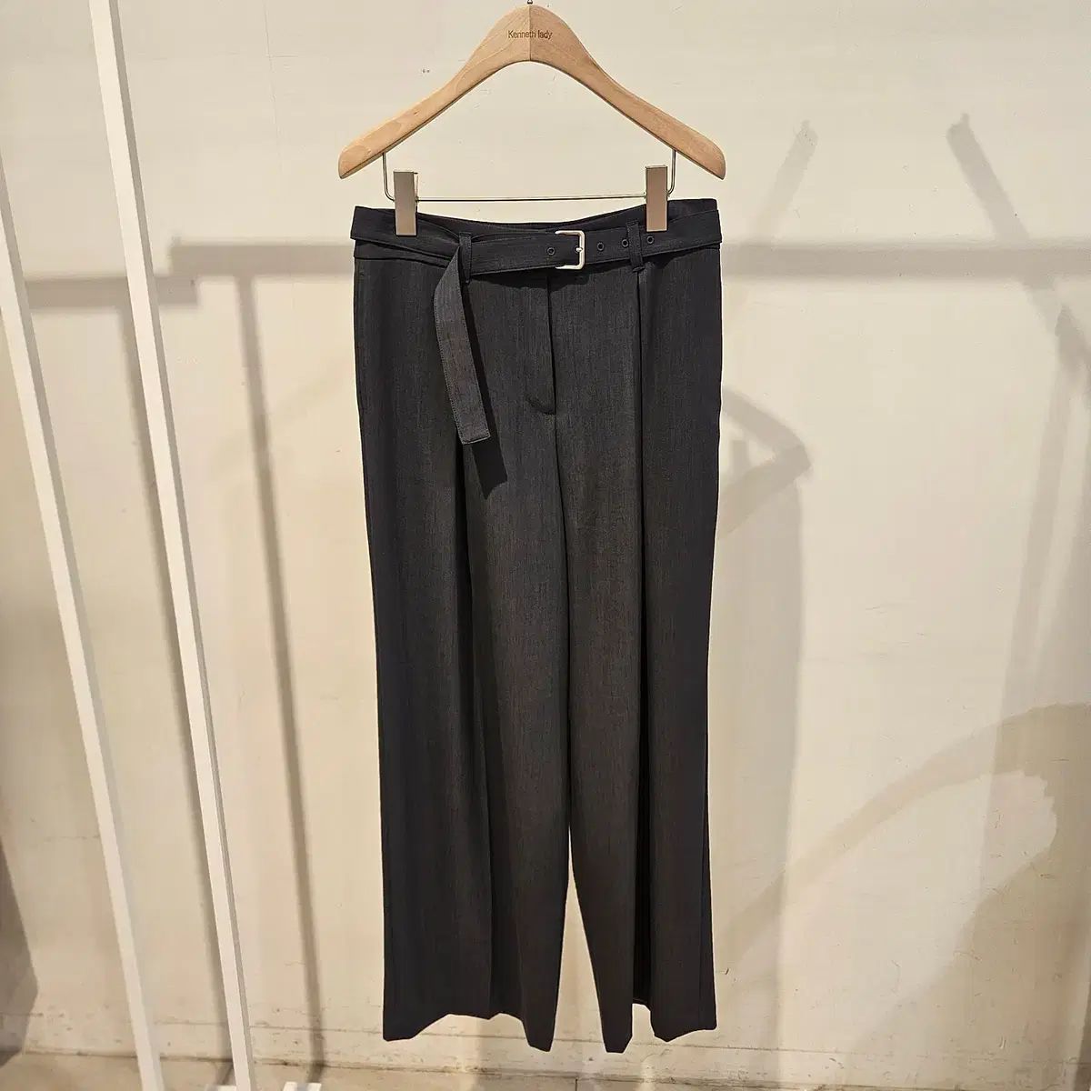 パンツ