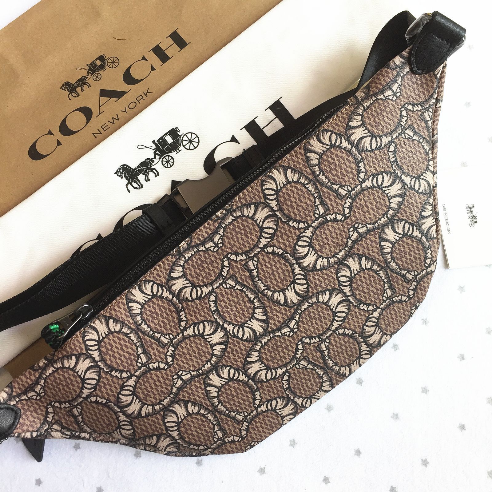 新品 COACH コーチバッグ C6928 レキシー コーチ X マイケル・B・ジョーダンコラボ ボディーバッグ ベルトバッグ ウエストバッグ  アウトレット品 新品未使用 - メルカリ