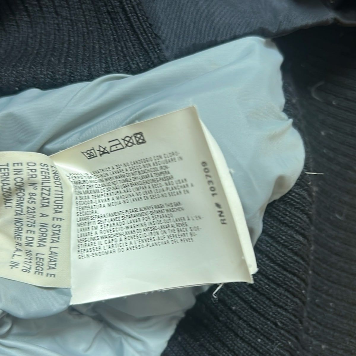 ジップアップ フード取り外し可