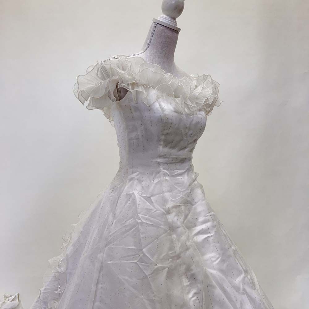 ウェディングドレス 9号TT シェーナドゥーノ 中古 オフショルダー A