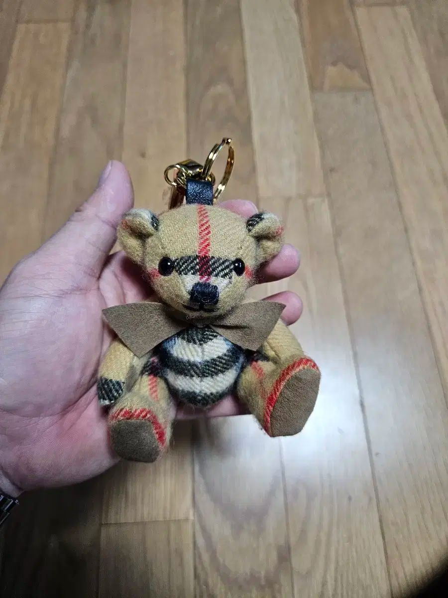 Burberry バーバリー ベア チャーム