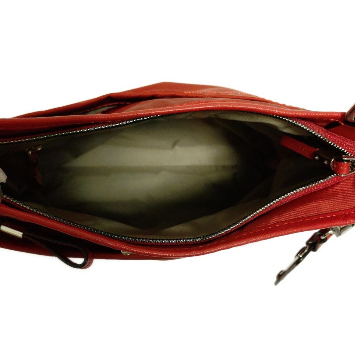 【希少・美品】TUMI 珍しい赤のレザー製 ショルダーバッグ TUMI(トゥミ) ショルダーバッグ - レッド レザー - メルカリ