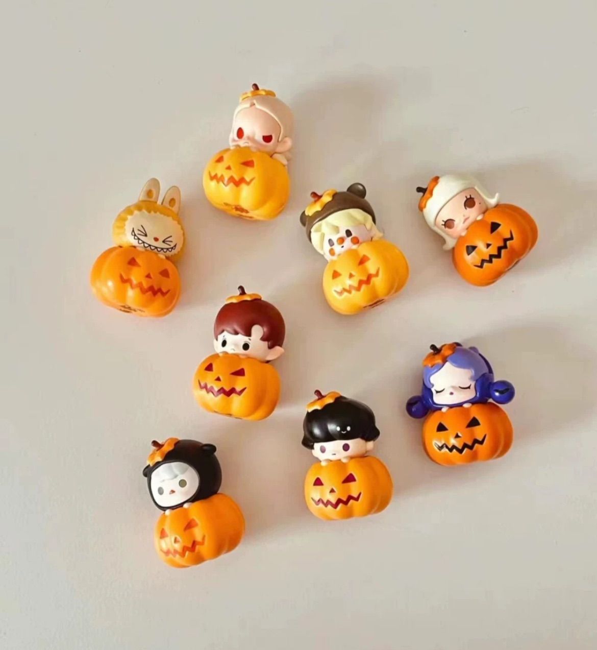 【10月新品】POPMART ポップマート “カボチャBaby” “2024 Halloween ハロウィン限定” 中国限定 海外限定 盲盒 置物 ブラインドボックス【モデル：】8点セット