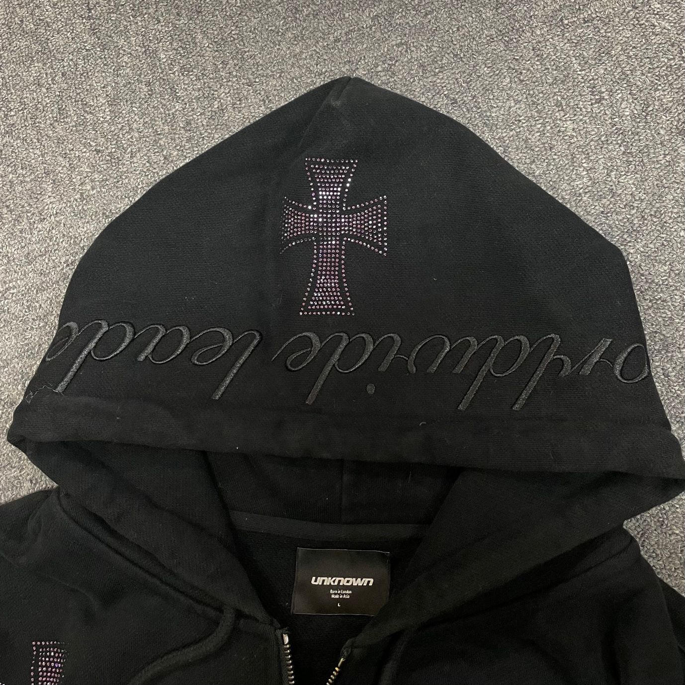 unknownパーカー正規品 UNKNOWN LONDON パーカー フーディー｜BLACKxSILVER RHINESTONE