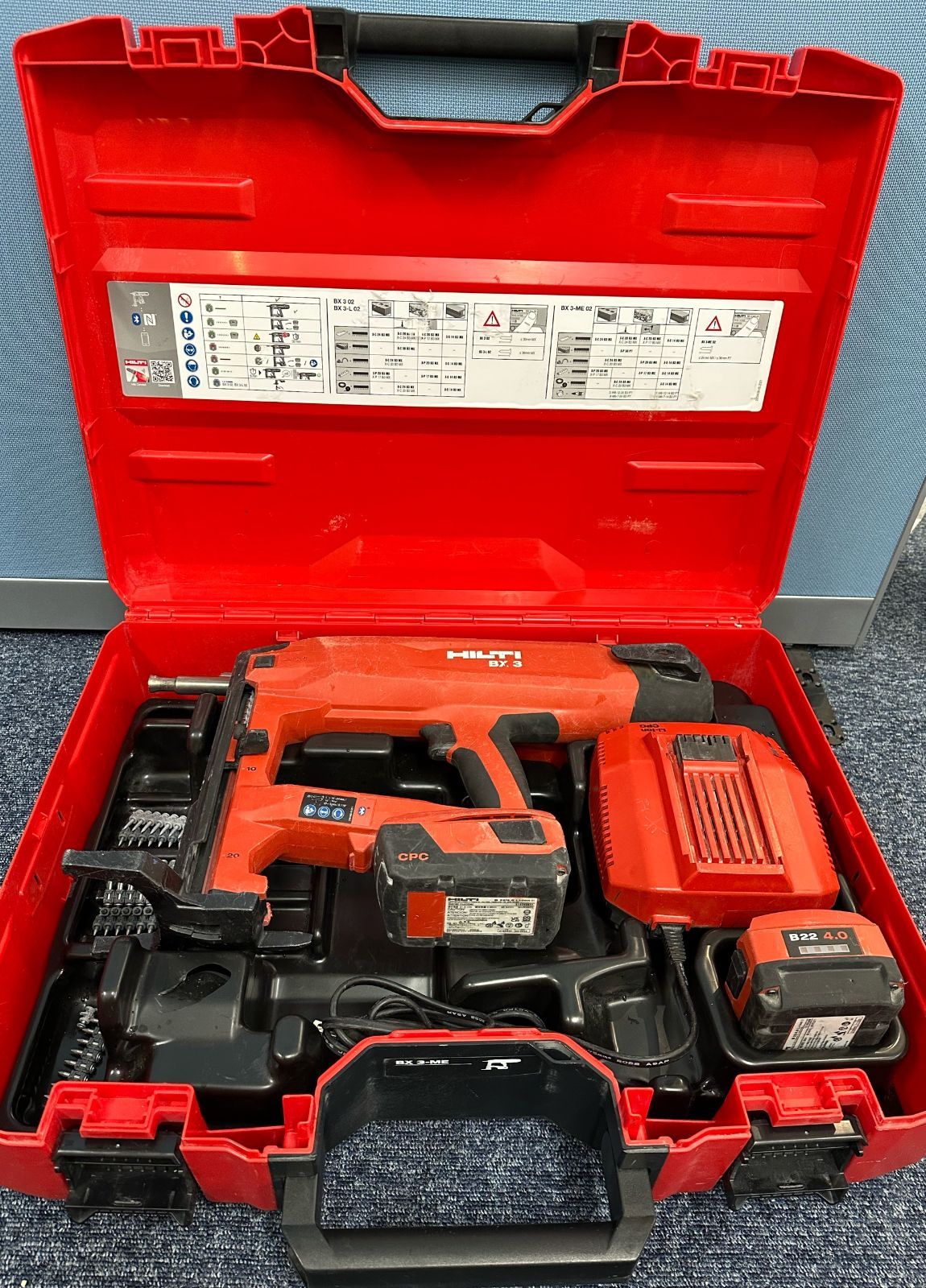 HILTI ヒルティ バッテリー式鋲打機中古 BX3-ME（02）BX 3-L-02 - メルカリ