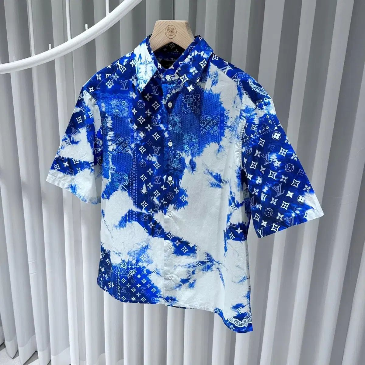 S ／ Louis Vuitton(ルイヴィトン) バンダナ 半袖シャツ 青 - メルカリ