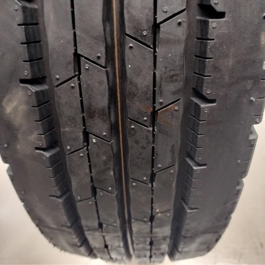 USED 205/70R16 ダンロップエナセーブ SP LT50M　2本① エナセーブ サマータイヤ SP LT50M 205/85R16 117/115N LT