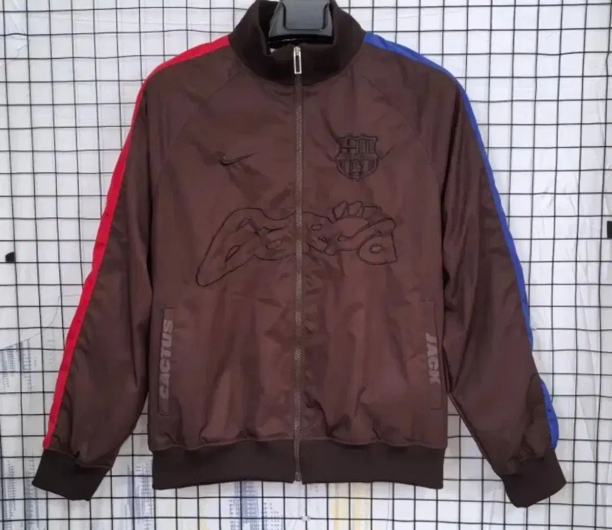 バルセロナ x トラヴィス スコット ジャケット ジャケット・アウター