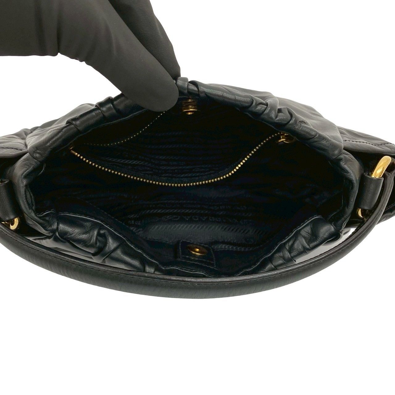 極 美品 プラダ ロゴ 金具 レザー ワンショルダー バッグ ハンドバッグ 極 美品 PRADA プラダ 三角ロゴ 金具 リボン モチーフ レザー